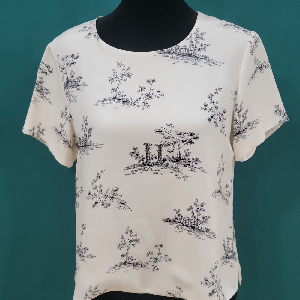 Talbots Cream & Black Scenic Print Blouse, Button Up Back SZ. 6P Pure Silk